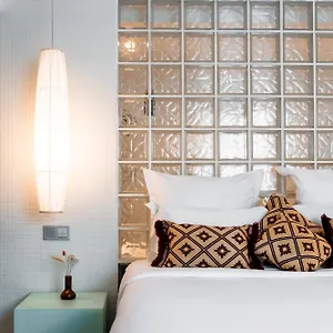 Kube 4* Paris
